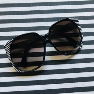 Vintage Sunglasses Black - Big Jackie O Frame